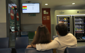 Son Espases instala pantallas en las salas de espera de Urgencias que informan de la ubicación y del nivel de triaje de los pacientes