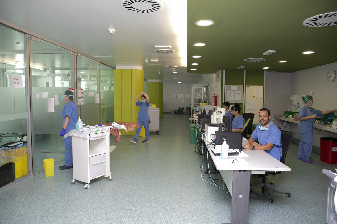 Esta imagen ilustra que: Son Espases reserva hasta 253 camas de hospitalización para pacientes con coronavirus o para casos sospechosos