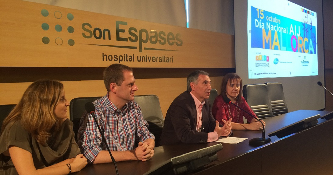 Esta imagen ilustra que: El Servicio de Pediatría atiende 500 niños con enfermedades reumáticas