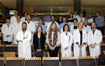 La consejera de Salud entrega los Premios de Investigación 2015 de Son Espases
