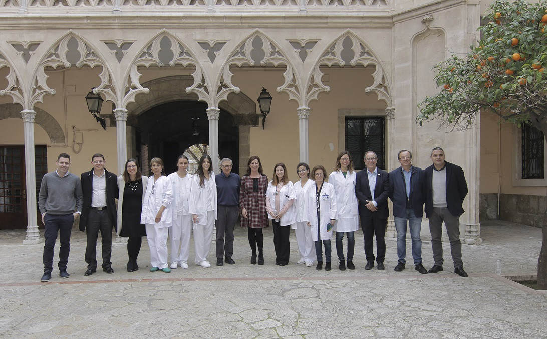Esta imagen ilustra que: La presidenta del Govern anuncia la posada en marxa d’un Hospital de Dia a l’Hospital General