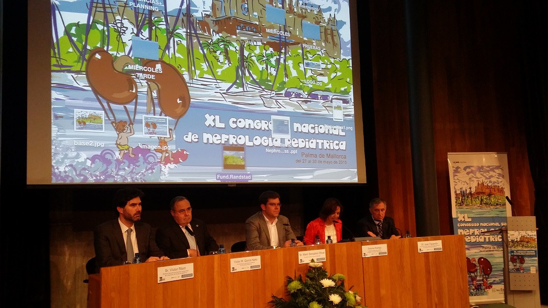 Esta imagen ilustra que: La Unidad de Nefrología Infantil del Servicio de Pediatría del Hospital Universitario Son Espases organiza el XL Congreso Nacional de Nefrología Pediátrica