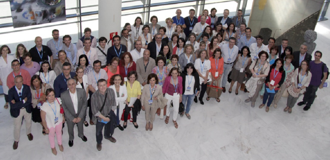 Esta imagen ilustra que: El Servicio de Farmacia Son Espases organiza unas Jornadas para debatir las estrategias de la farmacia hospitalaria del siglo XXI