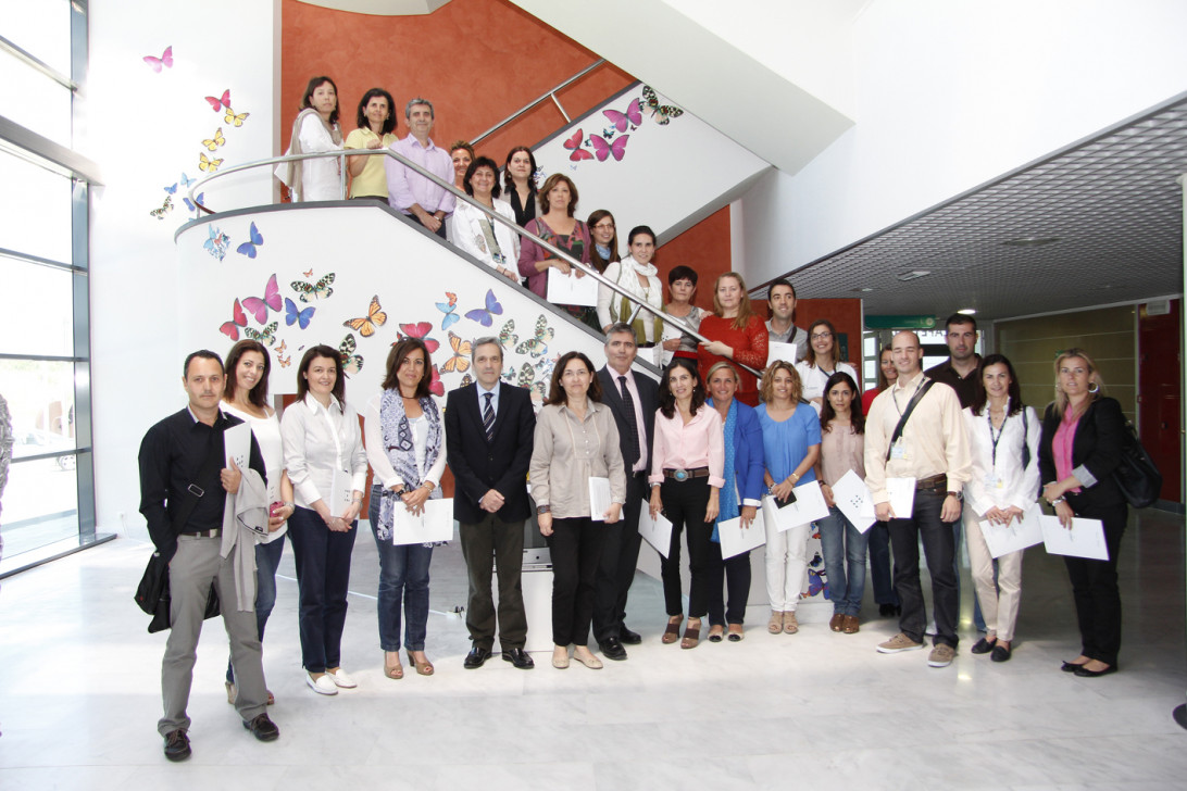 Esta imagen ilustra que: Nomenats 32 administratius al Sector Sanitari de Ponent 