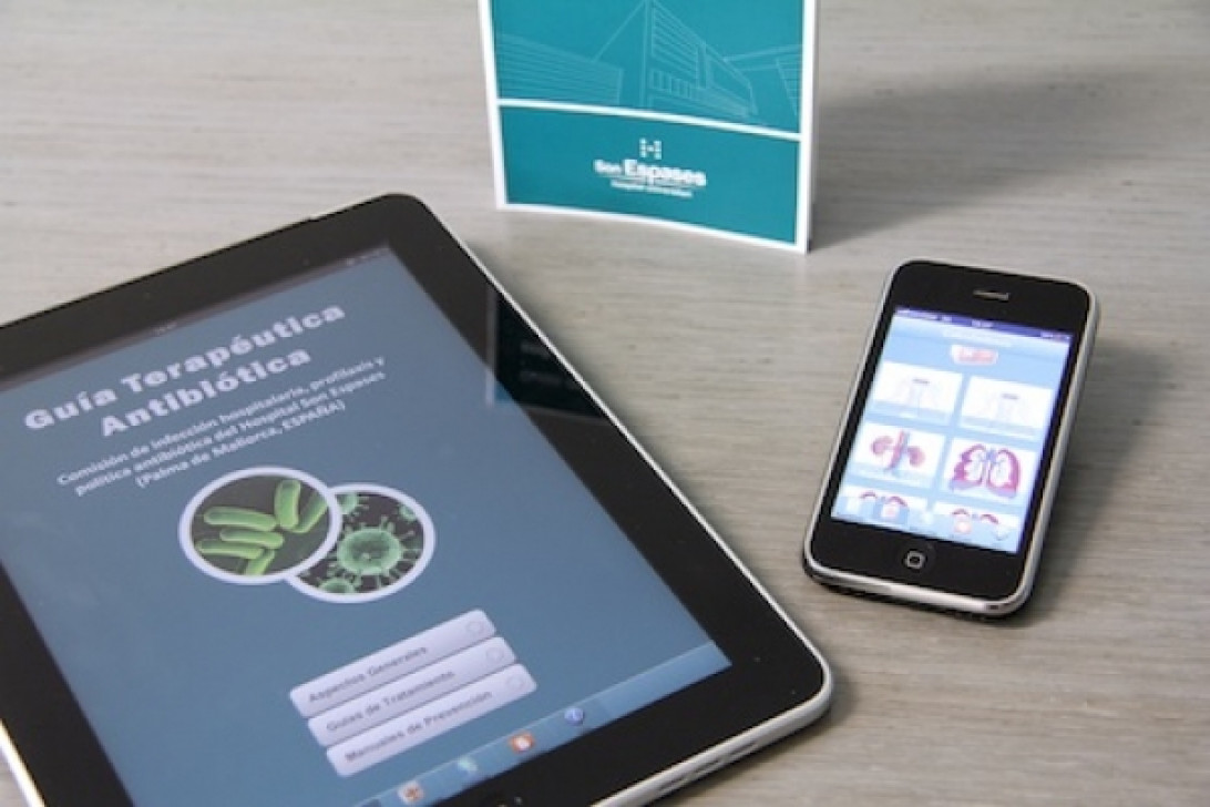 Esta imagen ilustra que: Son Espases diseña una aplicación para dispositivos móviles con la guía terapéutica antibiótica del Hospital