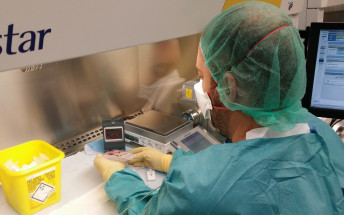 El Servicio de Farmacia incorpora el control de seguridad con Código Data Matrix en la preparación de medicamentos para pacientes oncológicos