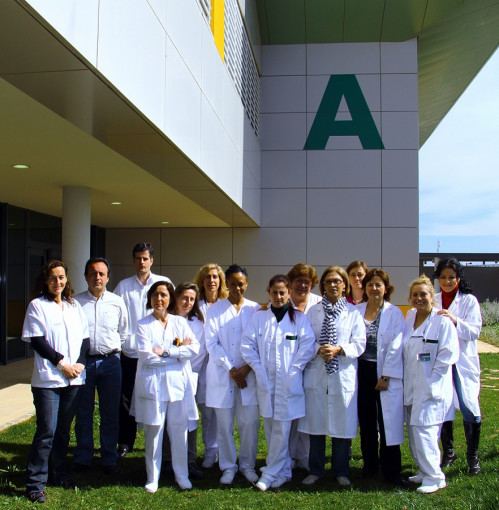 Esta imagen ilustra que: El Servicio de Salud Mental del Hospital ha registrado 600 ingresos el primer año de funcionamiento y atiende 6 urgencias diarias