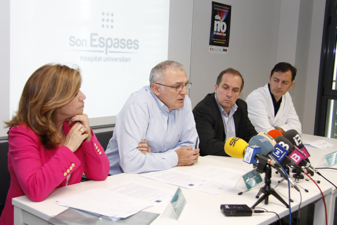 Esta imagen ilustra que: Cada año se diagnostican 120 personas con Cáncer Oral en Balears