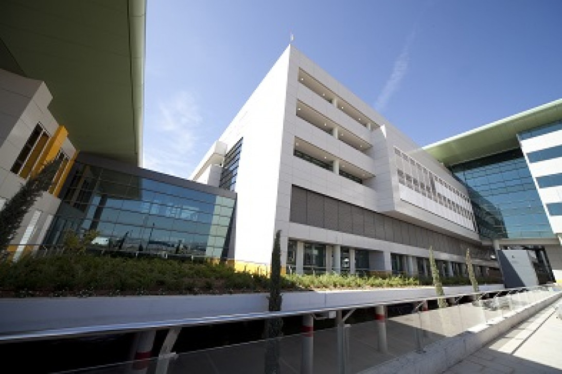 Esta imagen ilustra que: Son Espases reorganitza l’activitat de l’Hospital a causa de l’augment de la pressió assistencial per la pandèmia