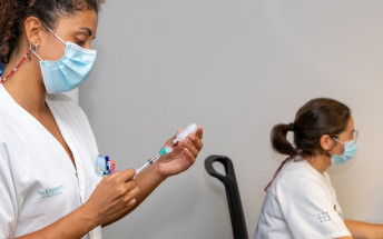 Son Espases vacunará sin cita contra la COVID-19 a partir de mañana viernes