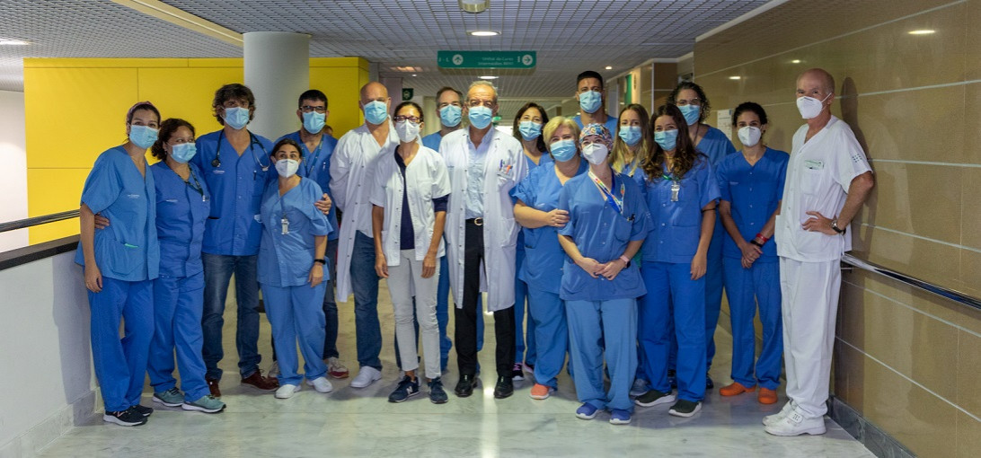 Esta imagen ilustra que: El Servicio de Cardiología de son Espases supera los 68.000 cateterismos y las 20.000 angioplastias