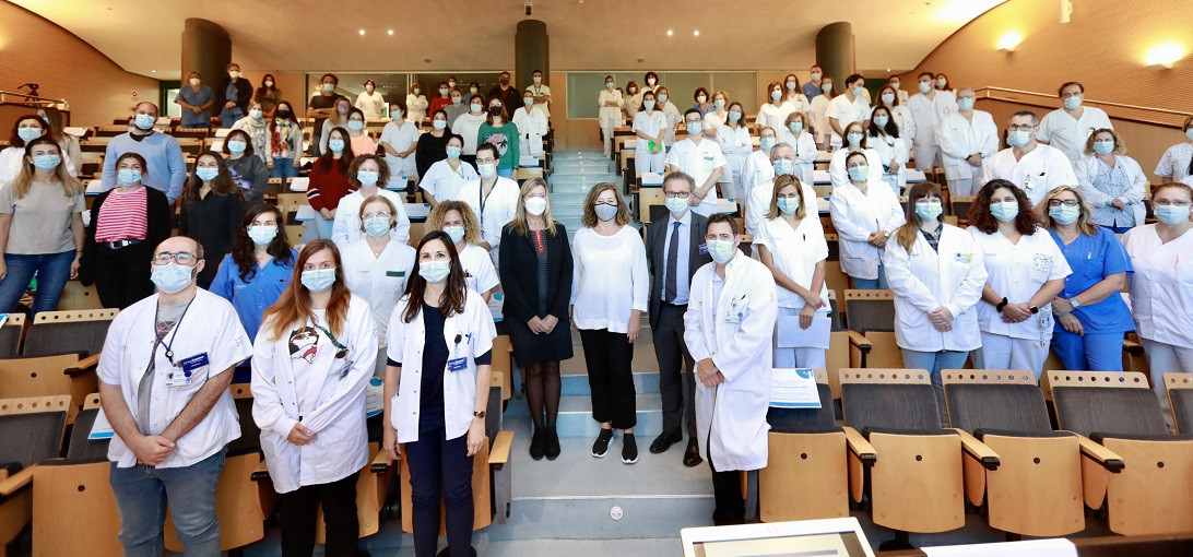 Esta imagen ilustra que: L’Hospital Universitari Son Espases fidelitza 479 infermeres que han obtingut una plaça fixa