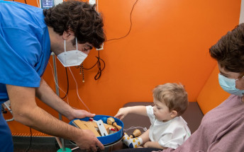 157 infants ingressats a Son Espases es varen beneficiar de la Musicoteràpia durant el 2021