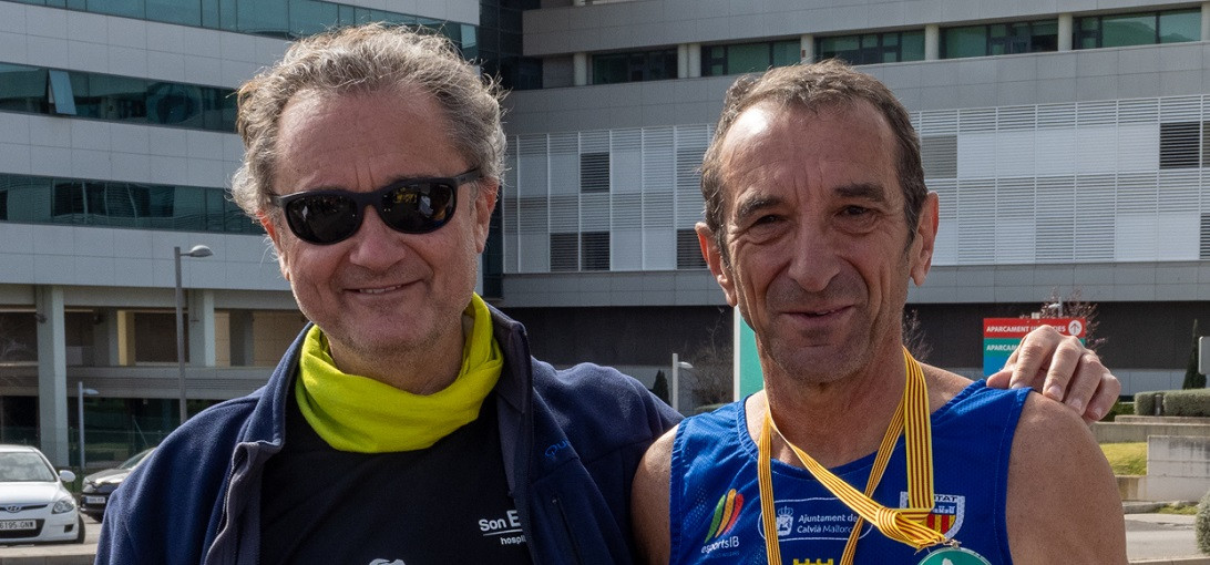 Esta imagen ilustra que: 420 corredors participen a la Cinquena Cursa Son Espases