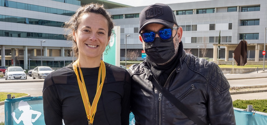 Esta imagen ilustra que: 420 corredors participen a la Cinquena Cursa Son Espases