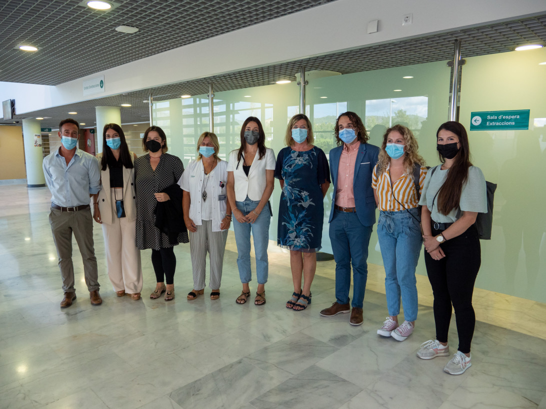Esta imagen ilustra que: El Hospital Universitario Son Espases habilita una nueva sala de espera para los pacientes en tratamiento de cáncer