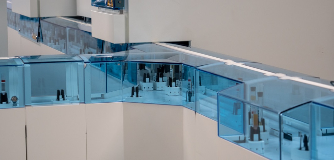 Esta imagen ilustra que: Son Espases invierte 12,5 millones de euros en la remodelación del laboratorio de Análisis Clínicos