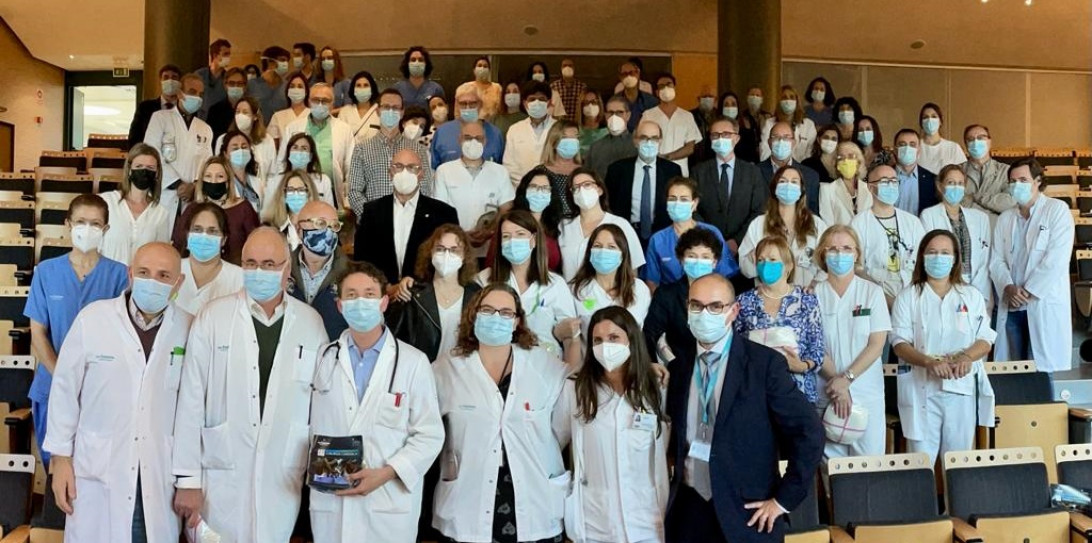 Esta imagen ilustra que: El Servei de Cirurgia Cardíaca de Son Espases ha realitzat 10.200 procediments en els vint anys d’activitat