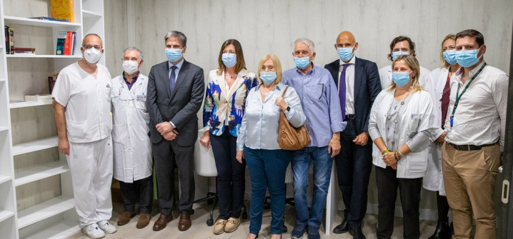 El Hospital Universitario Son Espases adapta una sala para pacientes adolescentes con cáncer