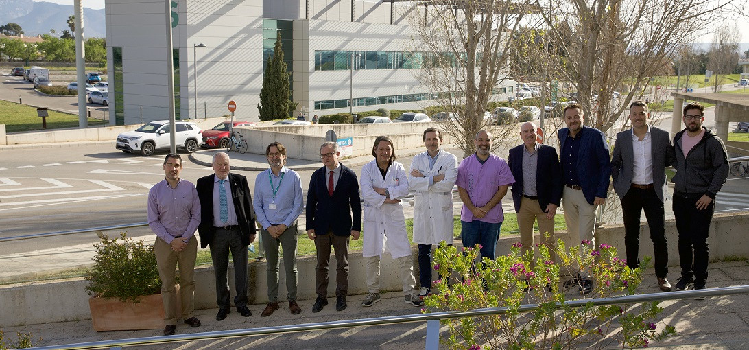 Esta imagen ilustra que: Son Espases y el IdISBa licencian la patente de un dispositivo médico para cirugía laparoscópica