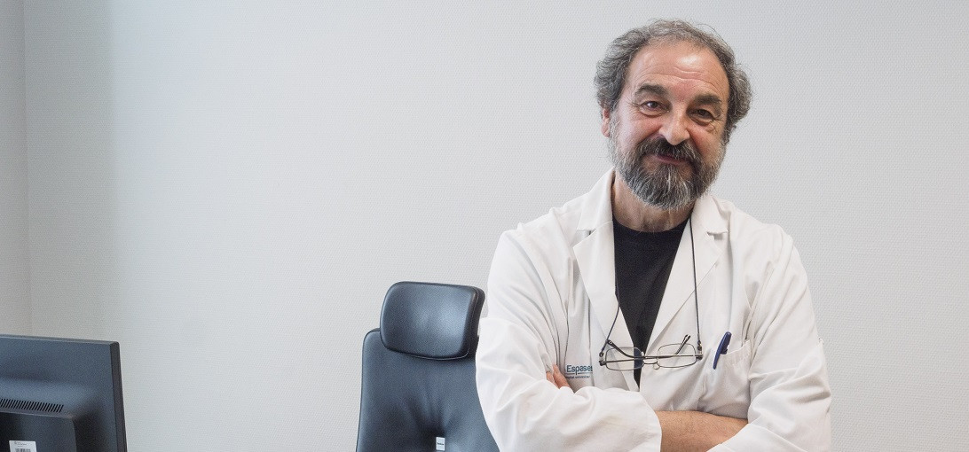 Esta imagen ilustra que: Vicente Torres ha sido nombrado nuevo director médico del Hospital Universitario Son Espases.