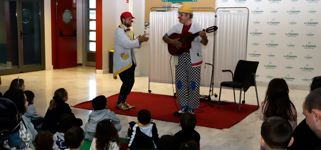 Esta imagen ilustra que: El Hospital Universitari Son Espases celebra el décimo aniversario de la Escuela de Atopía