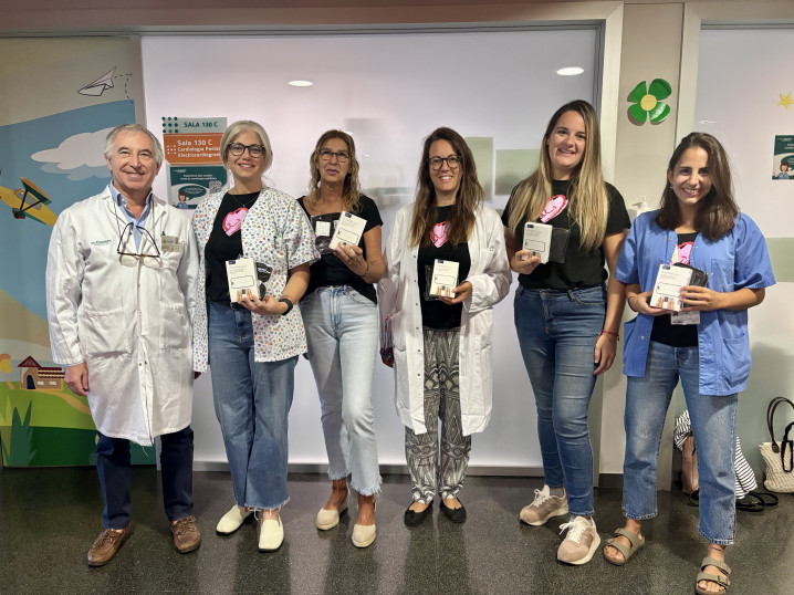 La asociación ACCAB hace una donación de dispositivos Kardias a Cardiología Pediátrica